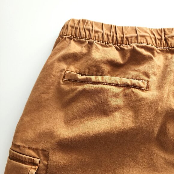 Old Navy caramel brown cotton cargo shorts - Picture 3 of 10